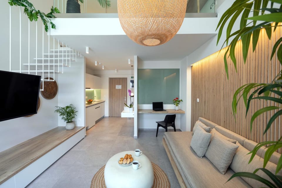 White Swan Hotel in Rethymno