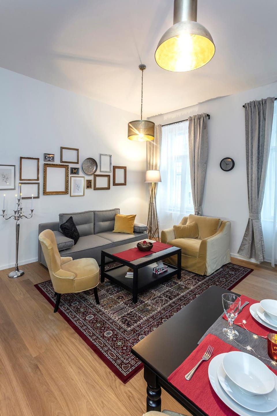 Living room, Seating area, Dining area