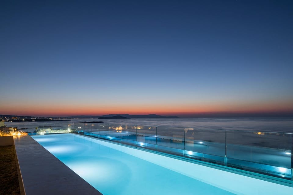 Spring, Night, Summer, Autumn, On site, Swimming pool