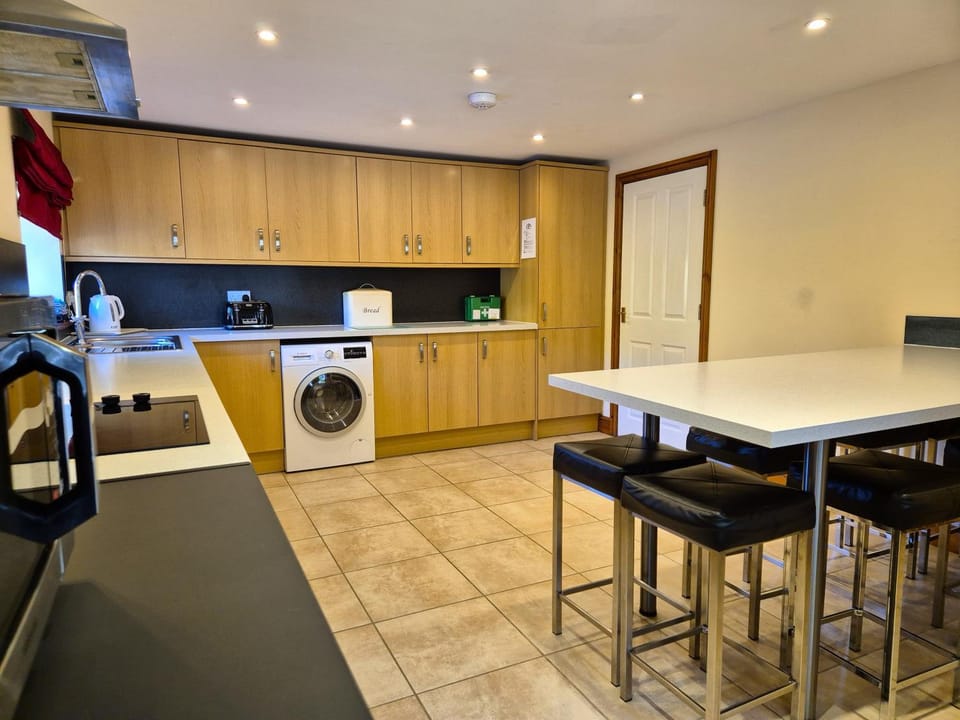 Kestrel Farmhouse House in Wales