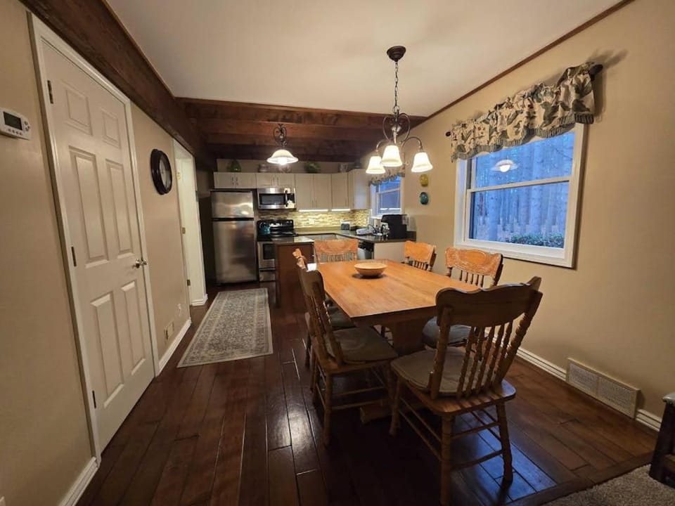 Saltbox House in Michigan