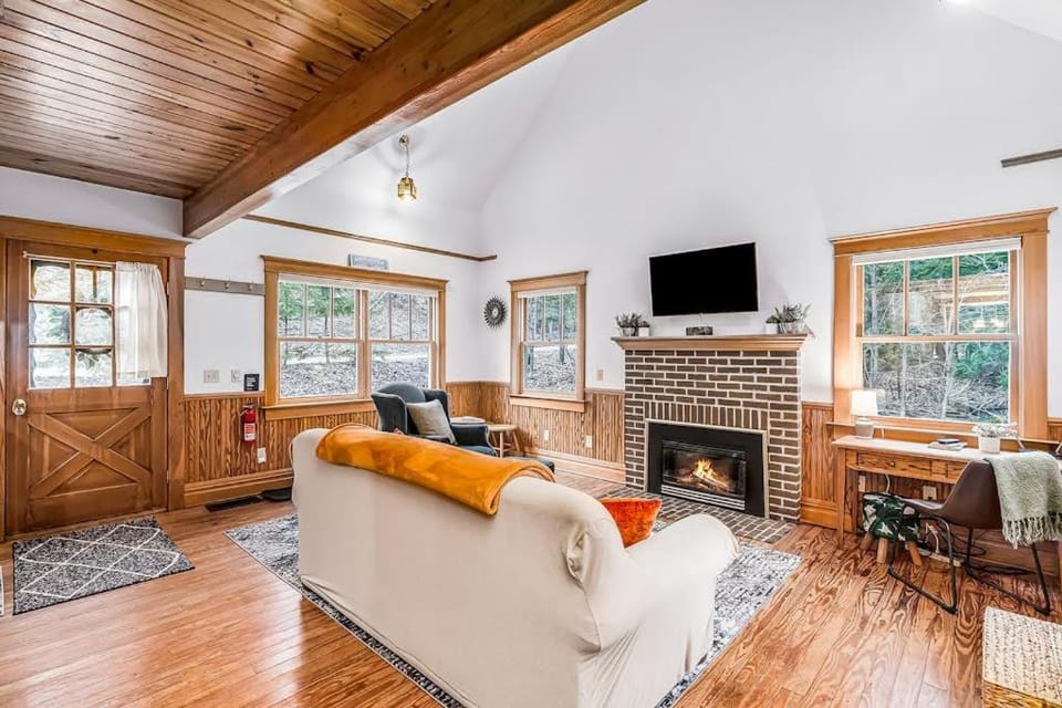 Cedar Nook House in Michigan