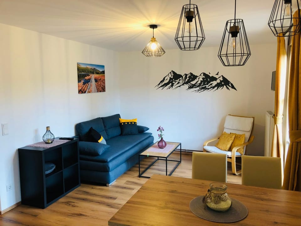 Living room, Seating area