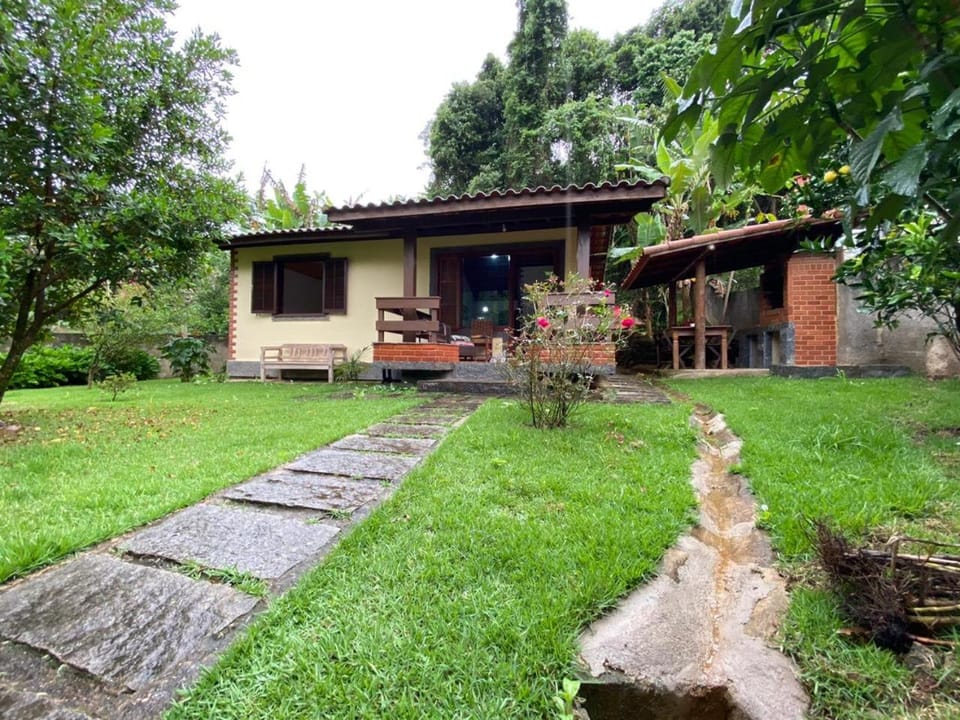 Facade/entrance, BBQ facilities, Garden, Balcony/Terrace, Decorative detail, Garden view, Mountain view, Family
