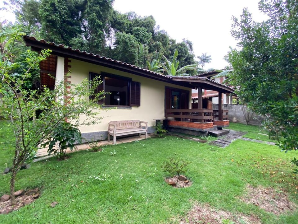 Facade/entrance, BBQ facilities, Garden, Balcony/Terrace, Decorative detail, Garden view, Mountain view, Family