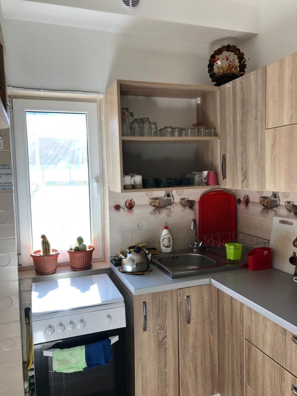 Coffee/tea facilities, Kitchen or kitchenette, Communal kitchen