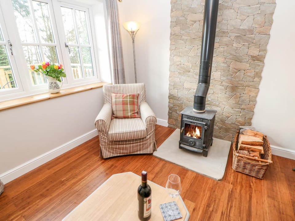 Folly Lodge House in England