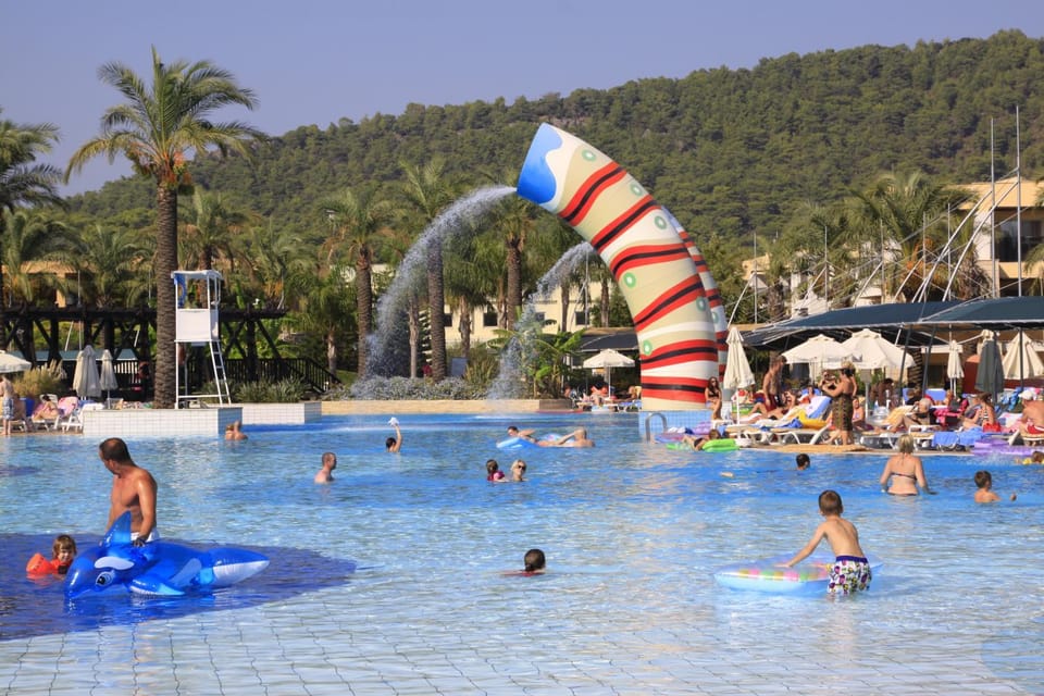 Swimming pool, Swimming pool