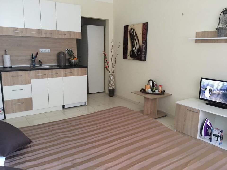 Apart Hotel salt Lake Bed and Breakfast in Pomorie
