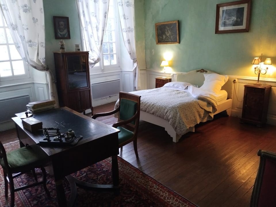 Le Consulat Bed and Breakfast in Auch