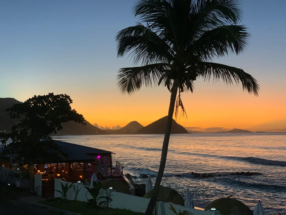Restaurant/places to eat, Beach, Sunset