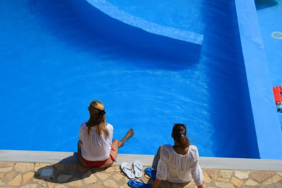 Swimming pool, Swimming pool