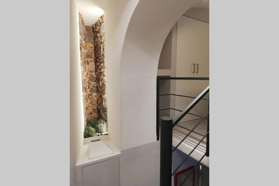 Palazzo D'Arrigo White Loft Apartment in Catania