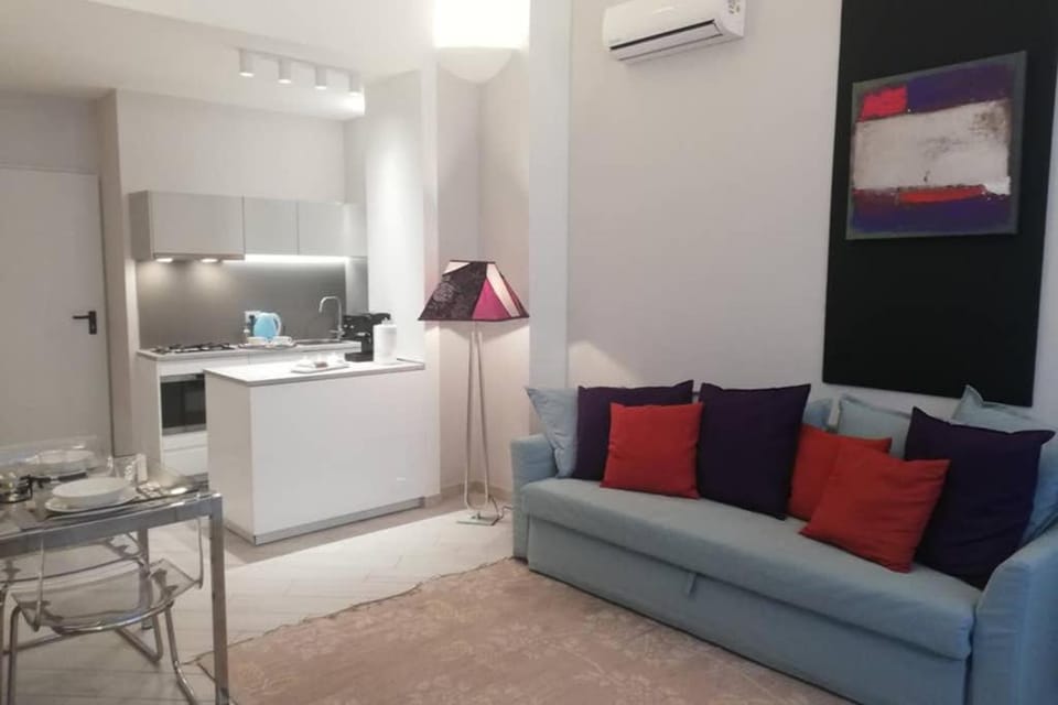 Palazzo D'Arrigo White Loft Apartment in Catania