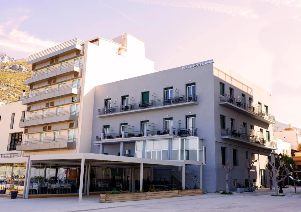 Property building, Facade/entrance