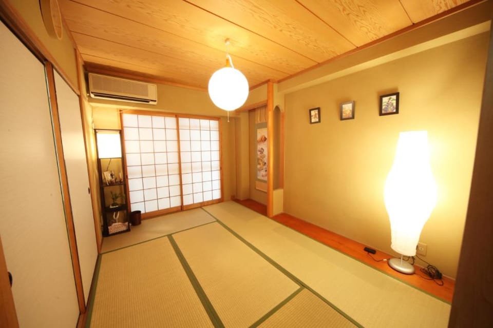 Photo of the whole room, Decorative detail, Bedroom, air conditioner