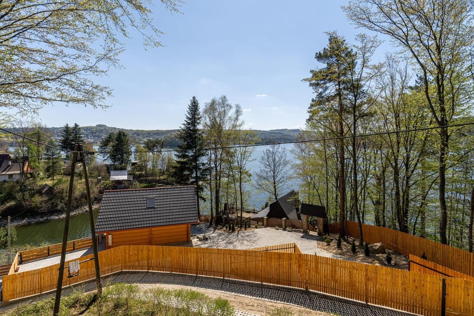 View (from property/room), Lake view, Mountain view