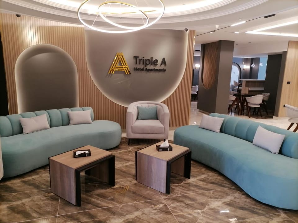 Seating area, Internal: Not applicable to any particular room