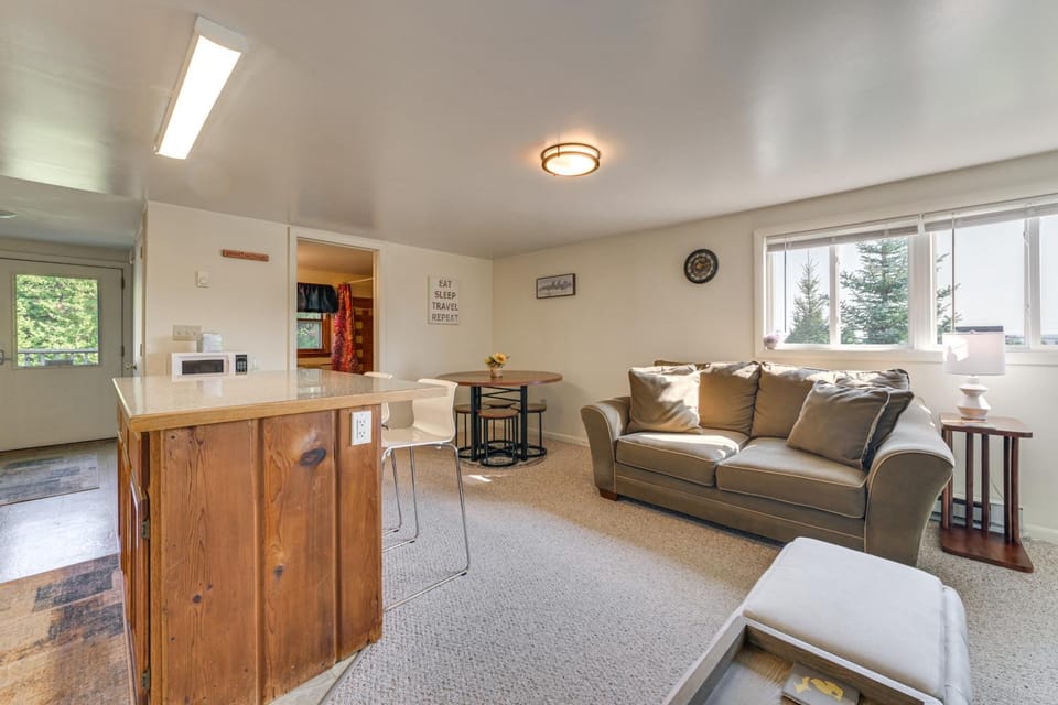 Cozy Apt < 1 Mi Near Lake Huron & Mackinac Island! Apartment in Saint Ignace