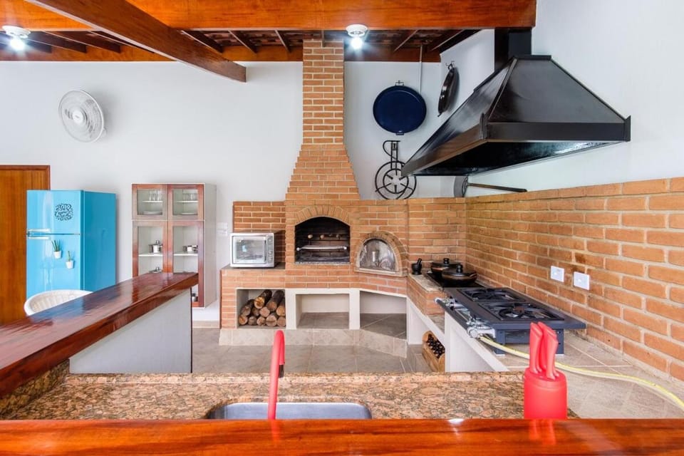 BH12 - Barra Seca · BH 12: CASA DE PRAIA GOSTOSA COM ÁREA GOURMET House in Ubatuba