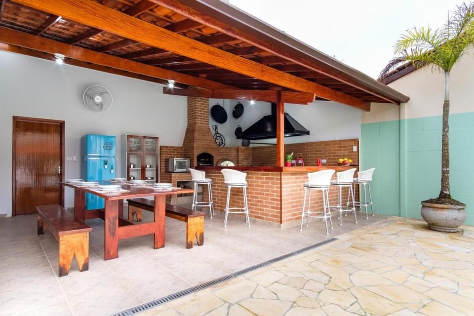 BH12 - Barra Seca · BH 12: CASA DE PRAIA GOSTOSA COM ÁREA GOURMET House in Ubatuba
