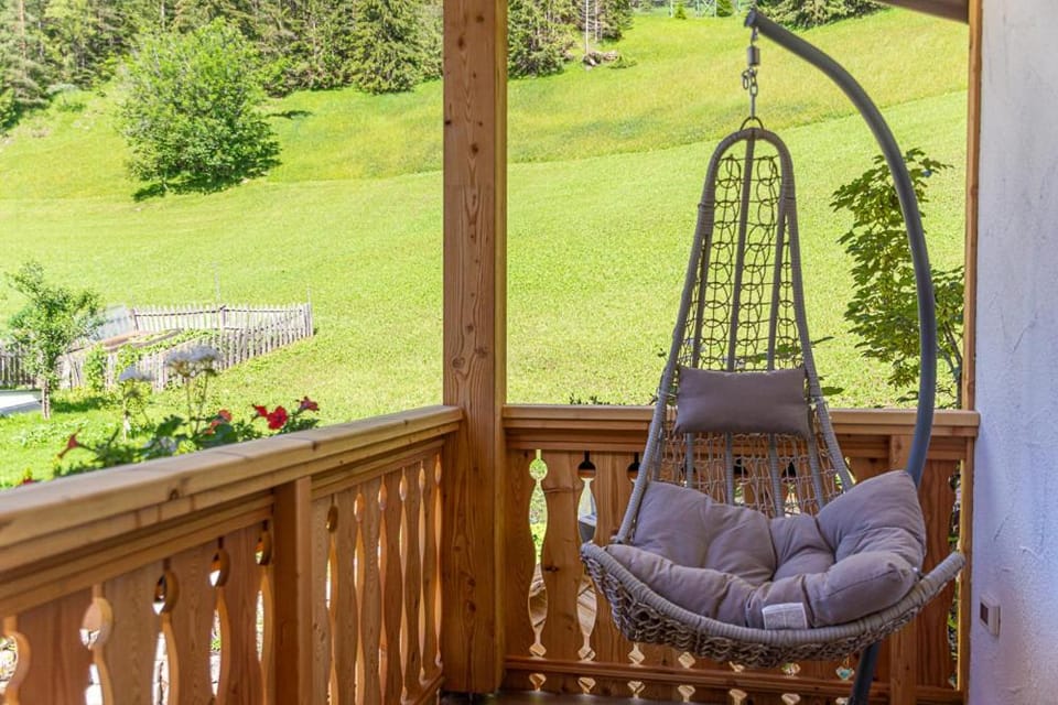 Garden, Balcony/Terrace