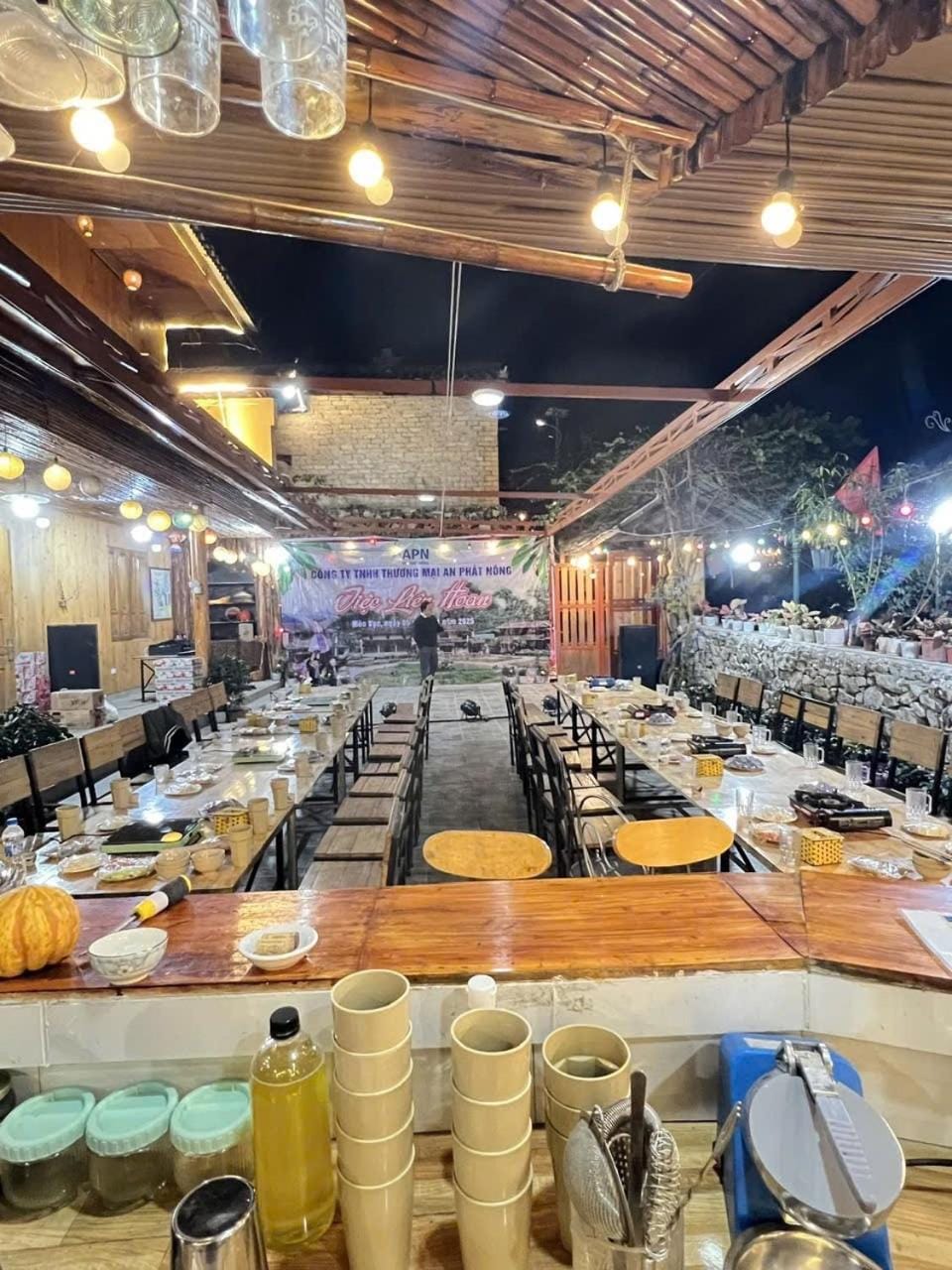 Restaurant/places to eat