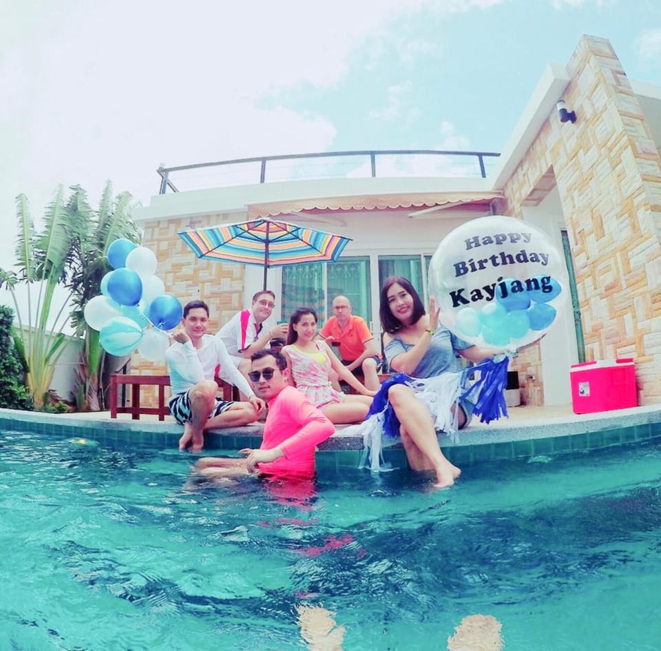 Swimming pool