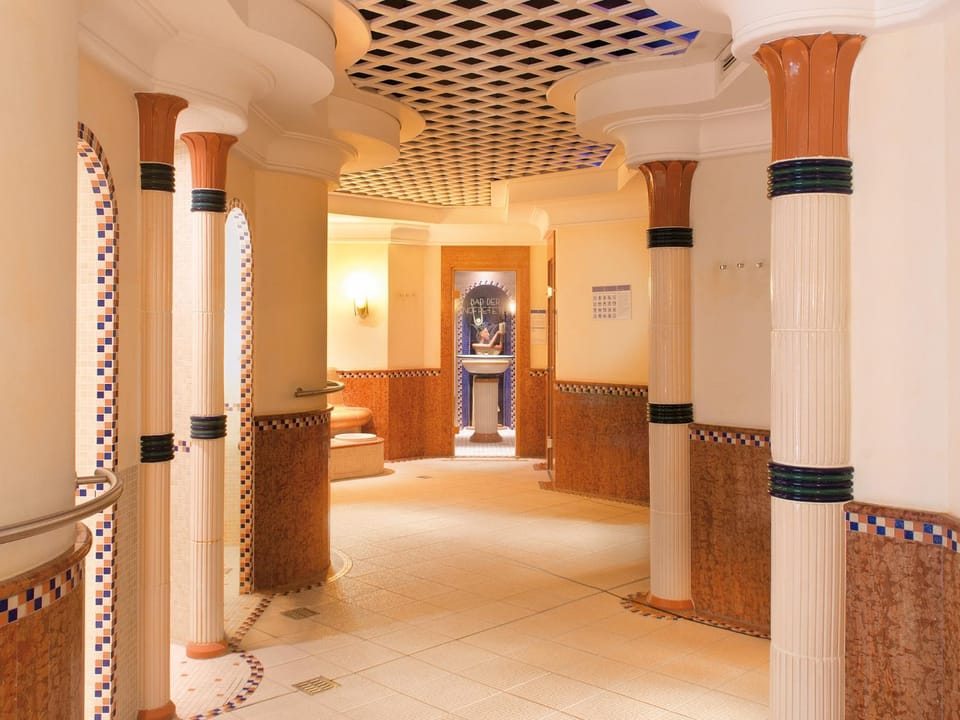 Sauna, Spa and wellness centre/facilities