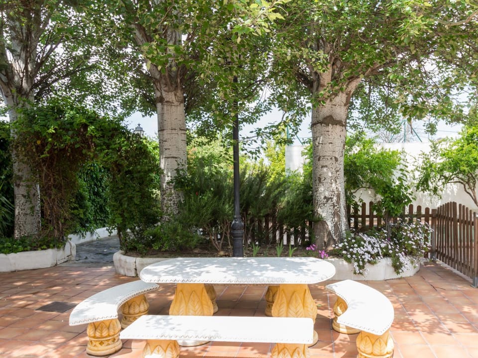 Garden, Swimming pool