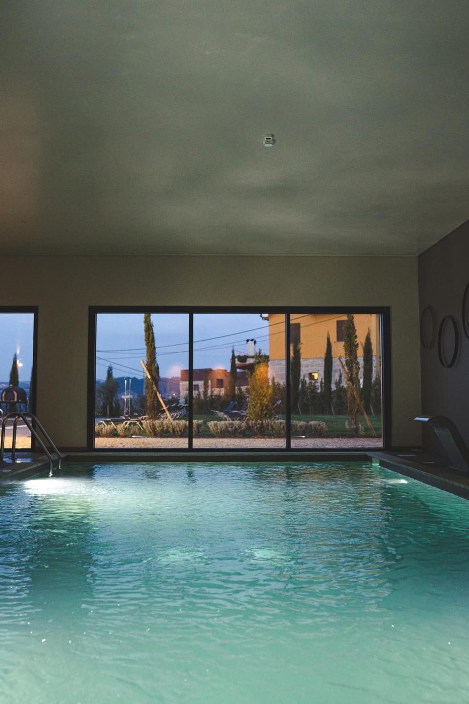 Swimming pool, Swimming pool