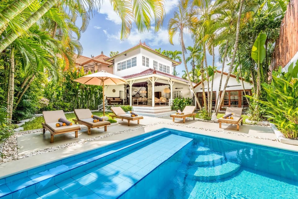 Villa Berlin - Private 6 BDR Villa in Seminyak with Pool and Garden Villa in Kuta