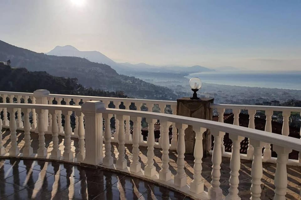 View (from property/room), Balcony/Terrace