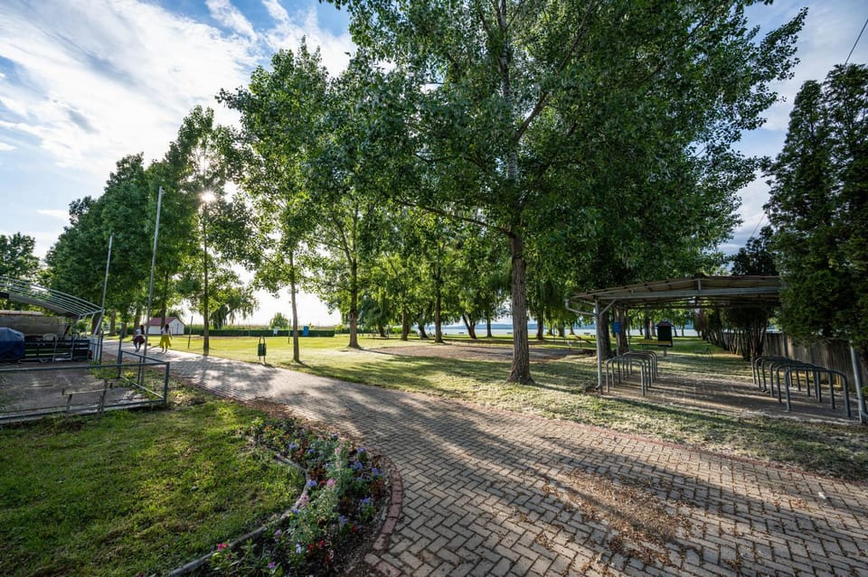 Villa Friends - családoknak és baráti társaságoknak Apartment in Hungary