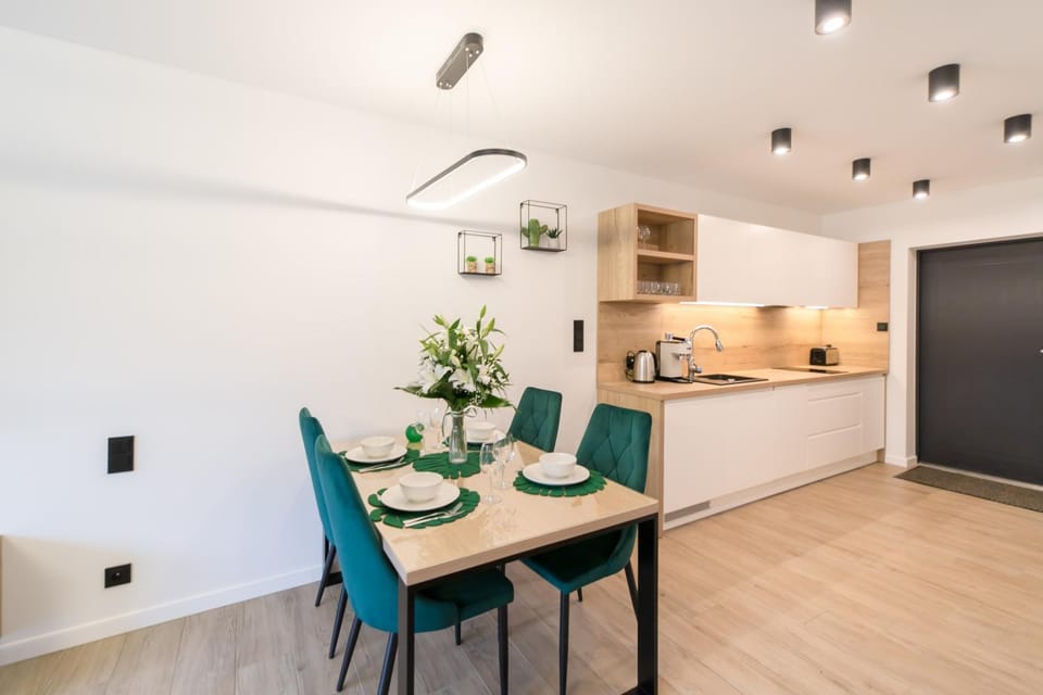 Apartament Marron 11 z sauną, bawialnią i widokiem na Skrzyczne - Dream Apart Apartment in Poland