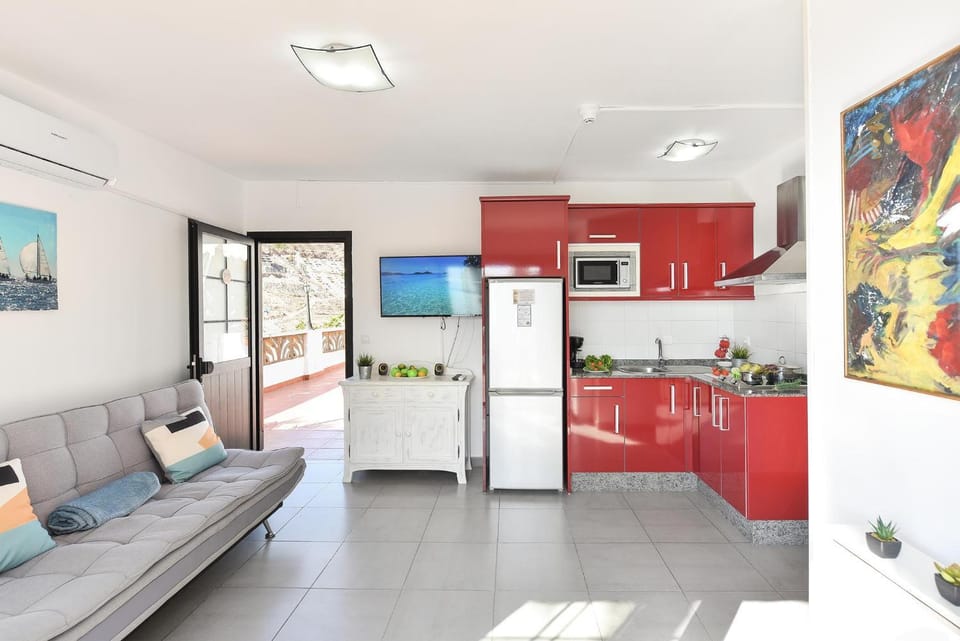 TV and multimedia, Kitchen or kitchenette, Living room