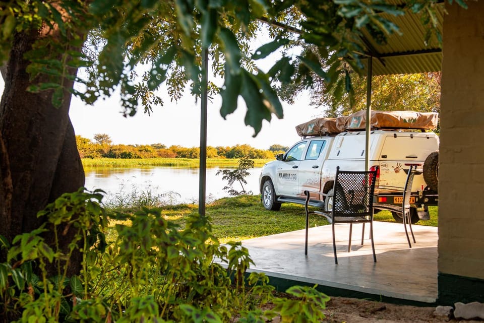 Patio, Natural landscape, BBQ facilities, Seating area, On site, Garden view, River view, Bath