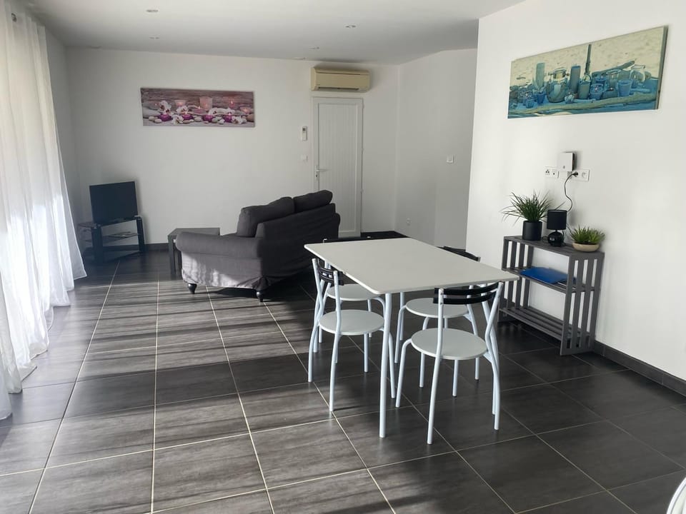 Matteo Leccia Apartment in Corsica