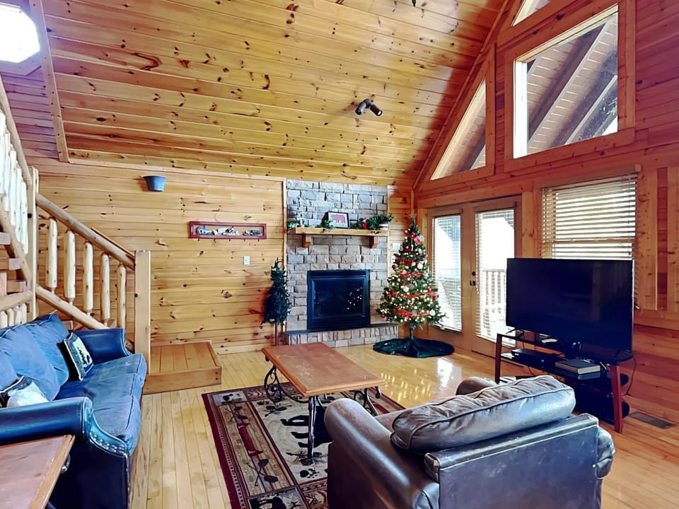 Cloud Dancer House in Gatlinburg