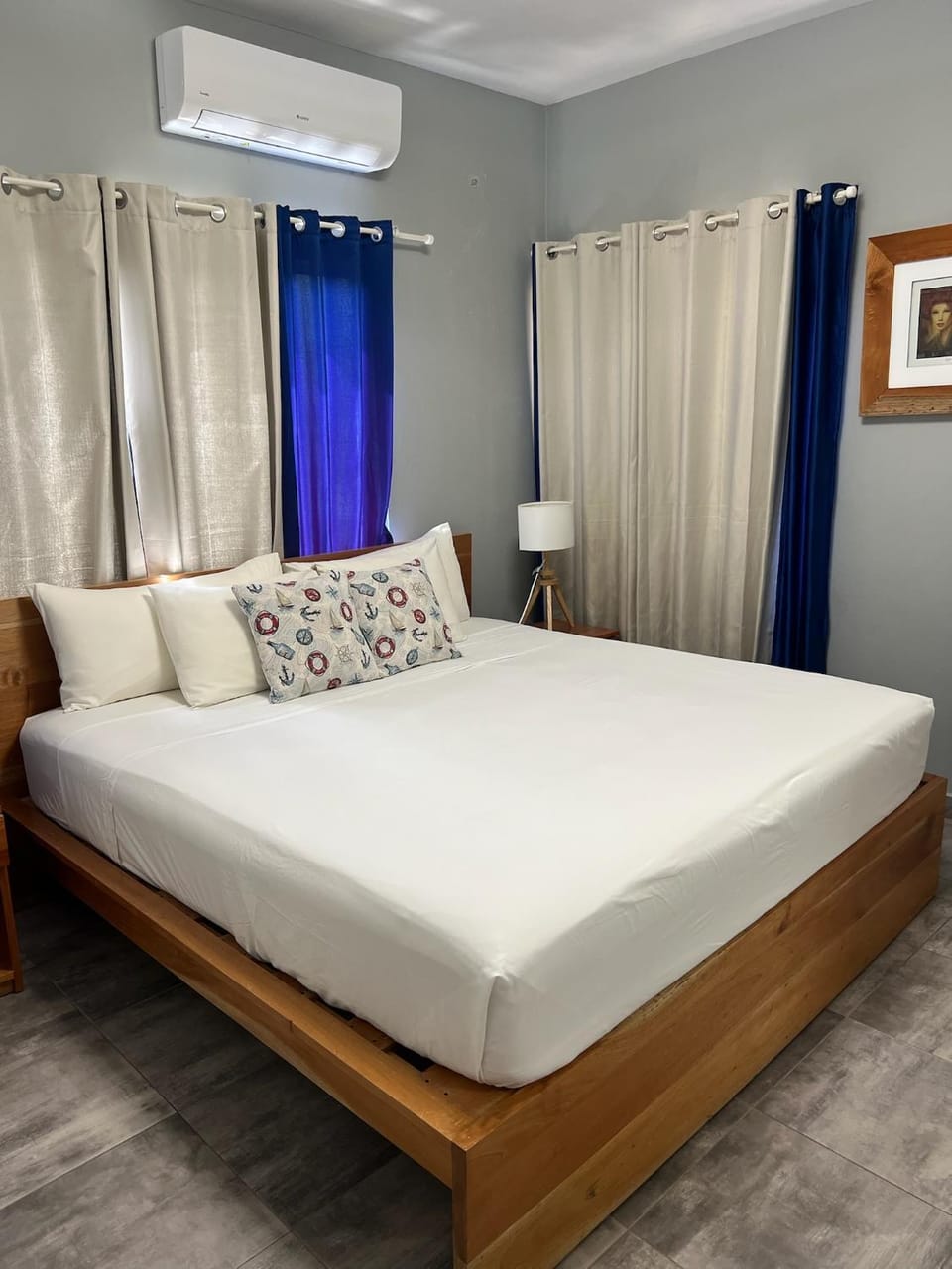 Bed, Bedroom, air conditioner