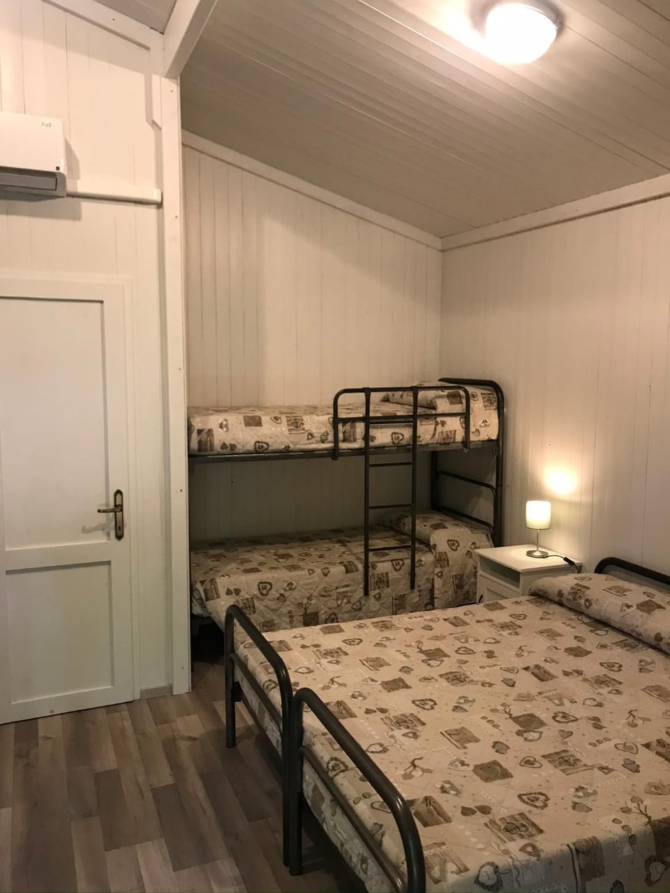 bunk bed