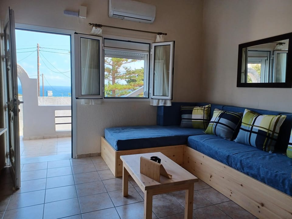 Seating area, Sea view