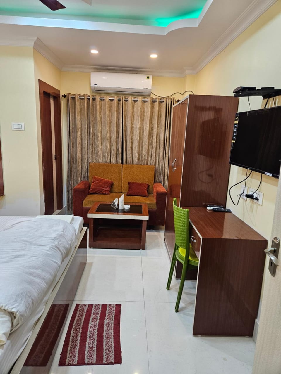 Hotel Royal Sunview Hotel in West Bengal