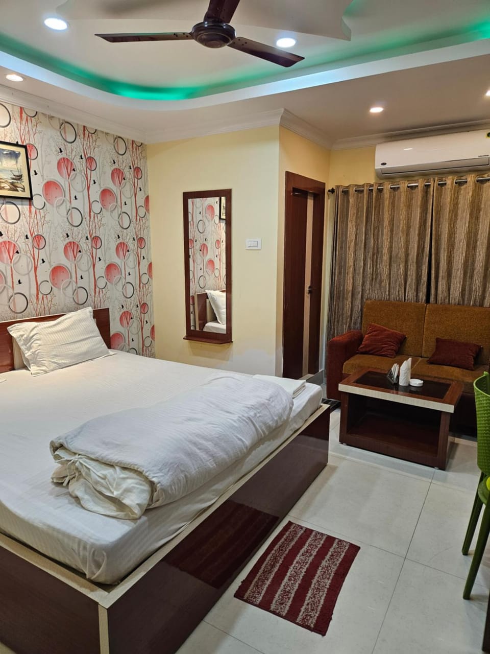 Hotel Royal Sunview Hotel in West Bengal