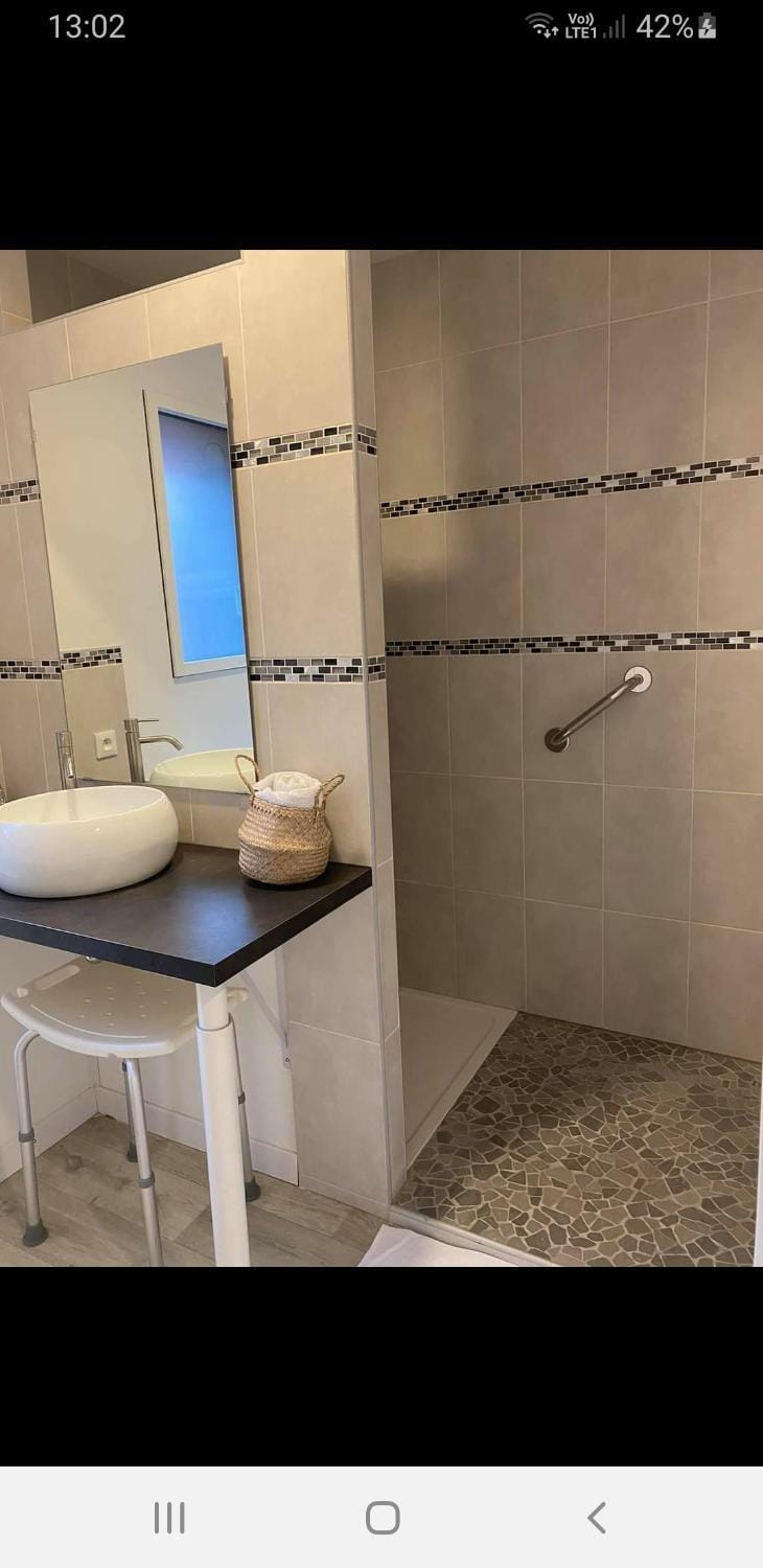 Shower, Bathroom