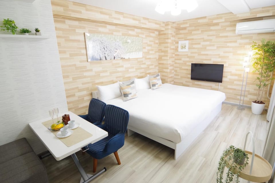 Nippombashi Art Hotel 501 Apartment in Osaka