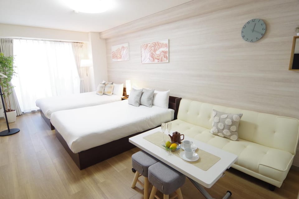 Nippombashi Art Hotel 606 Apartment in Osaka