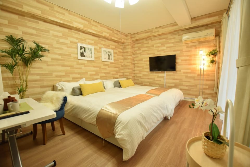 Nippombashi Art Hotel 701 Apartment in Osaka