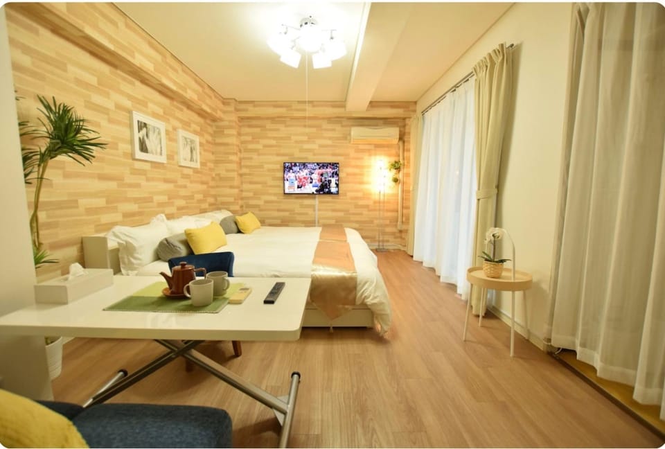 Nippombashi Art Hotel 701 Apartment in Osaka
