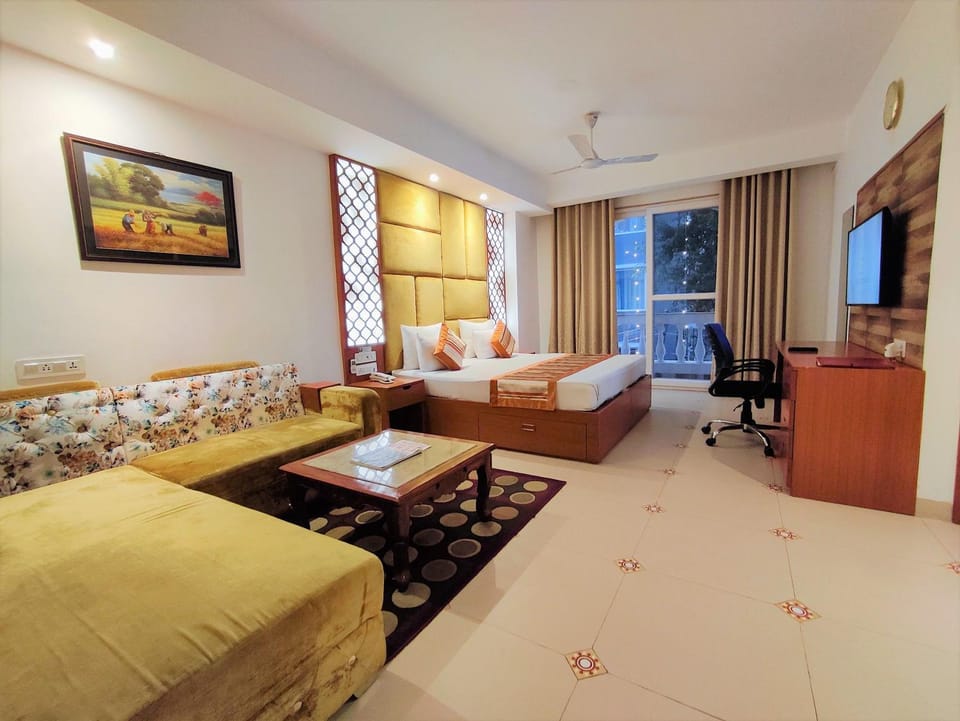 Living room, Photo of the whole room